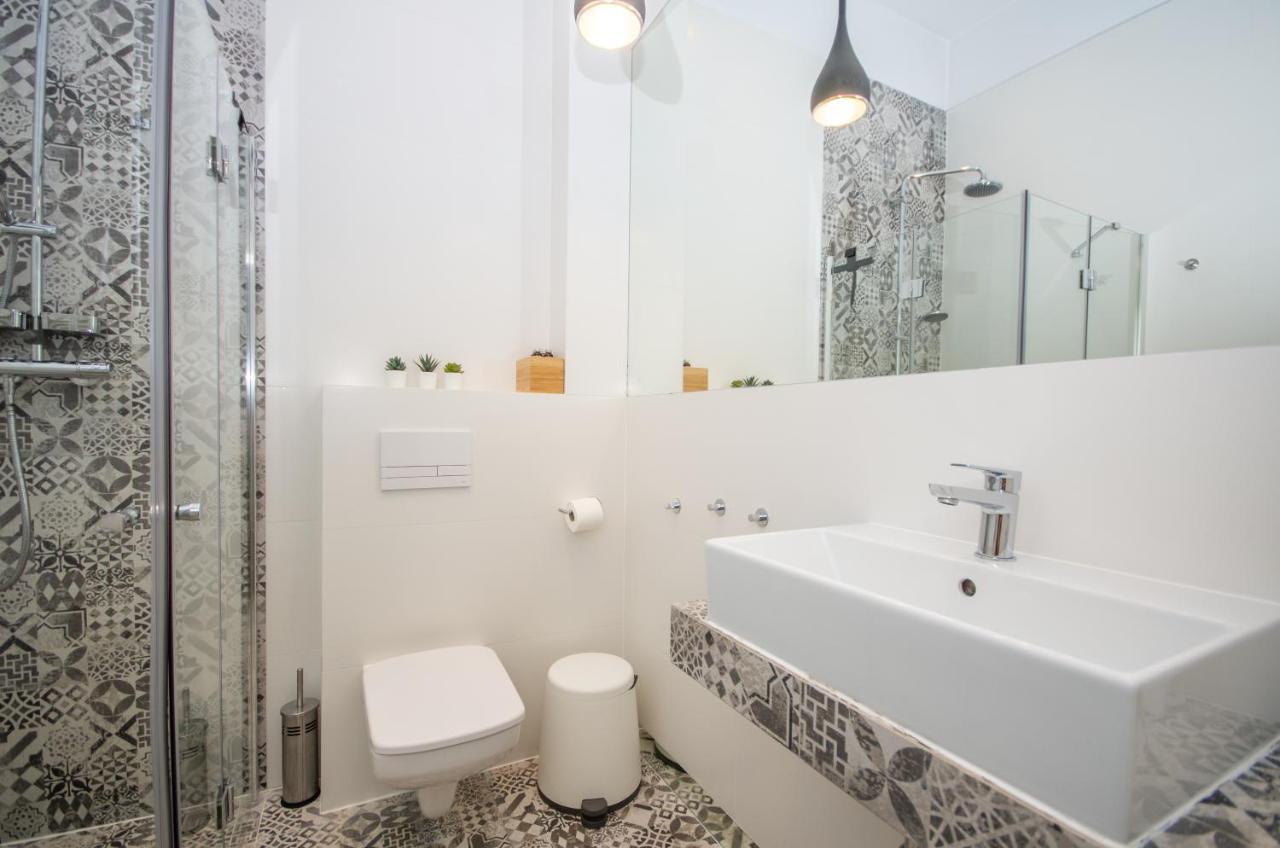 Inpoint Wielopole 32 Boutique Apartments Old Town&Kazimierz District Красков Екстериор снимка